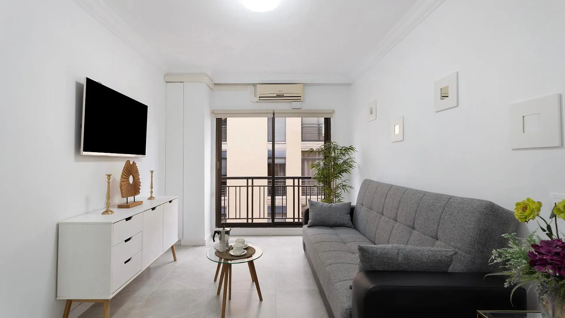Apartment Acuarela Suites Santa Cruz de Tenerife Spain